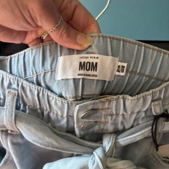 NWT Refuge Denim Mom Paperbag High Rise Woman Distressed Belted Stretch Jeans XL - Picture 3 of 7